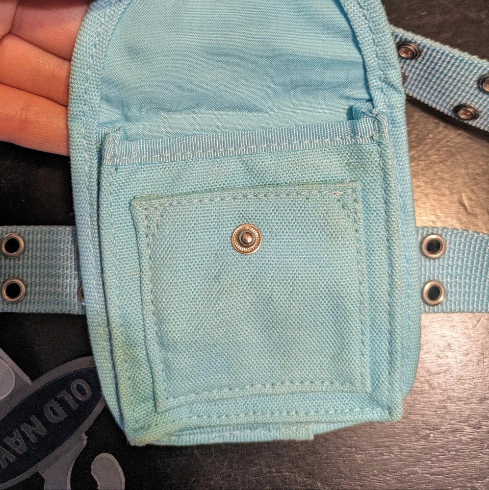 Old Navy Kids XS Belt With Pouch